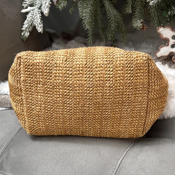 Longchamp Tan and Black Woven Tote - Picture 3 of 13